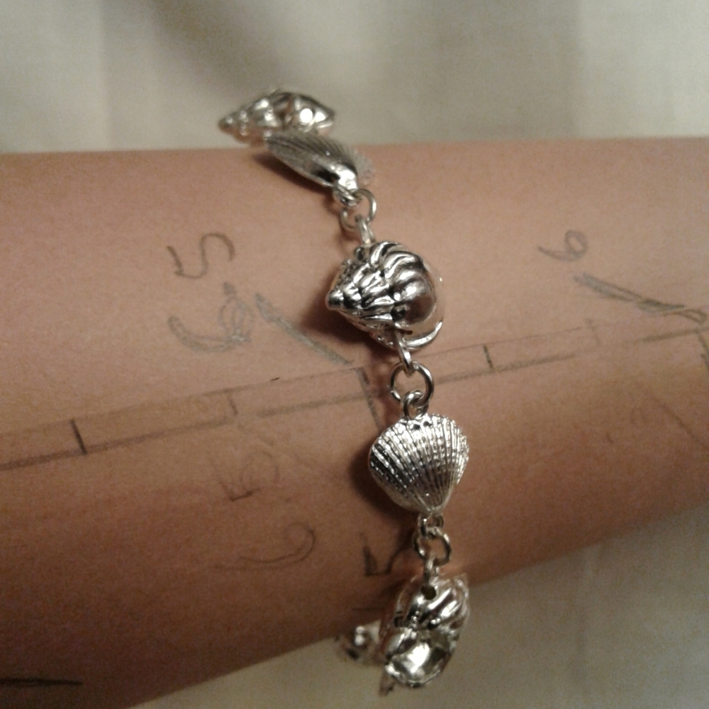 Sea shell bracelet - Picture 9 of 11